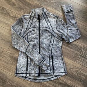 Lululemon Heather Grey Fitted Jacket